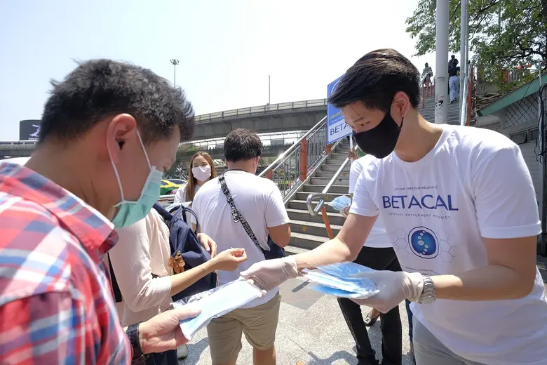 “โฮปฟูล” ส่งต่อความหวัง ผ่านกำลังใจ เดินหน้าแจกหน้ากากอนามัย ป้องกันโควิด-19