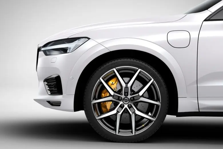วอลโว่ นำเสนอยนตรกรรมเอสยูวีสุดล้ำ The New XC60 T8 AWD Polestar Engineered