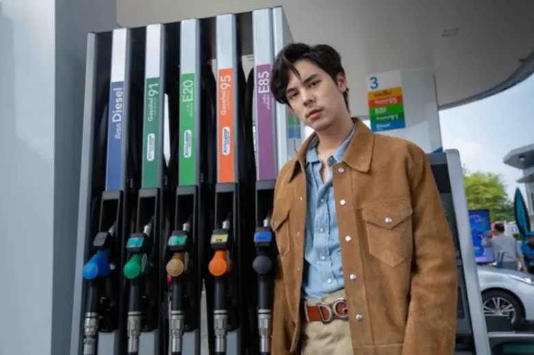 สองหนุ่ม อเล็กซ์ – พีช ร่วมเปิดตัวเทคโนโลยี เอ็กซ์ตร้าฟอร์ซ เบนซิน นวัตกรรมใหม่ที่คิดค้นเพื่อทุกคน จาก พีทีที สเตชั่น