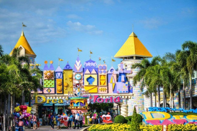 สวนสนุกดรีมเวิลด์ สุข สนุก ทั้งครอบครัว ร...