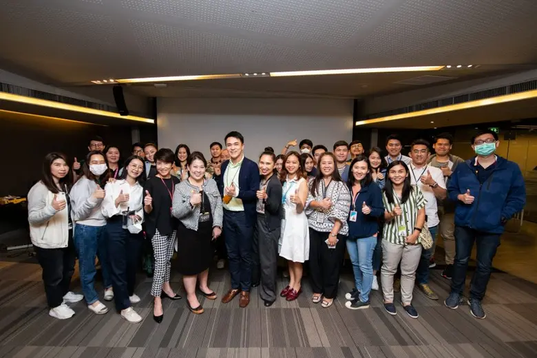 “เคทีซี” หรือ บริษัท บัตรกรุงไทย จำกัด (ม...