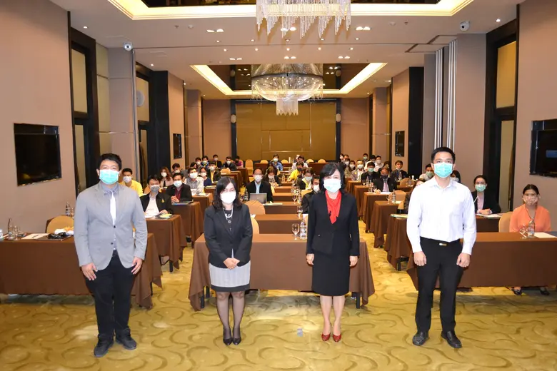 นางสาวดุจดาว เจริญผล ผู้ตรวจราชการกระทรวง...