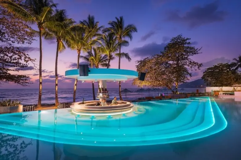 ฤดูร้อนที่จะถึงนี้ เตรียมชุดว่ายน้ำและฟิต...