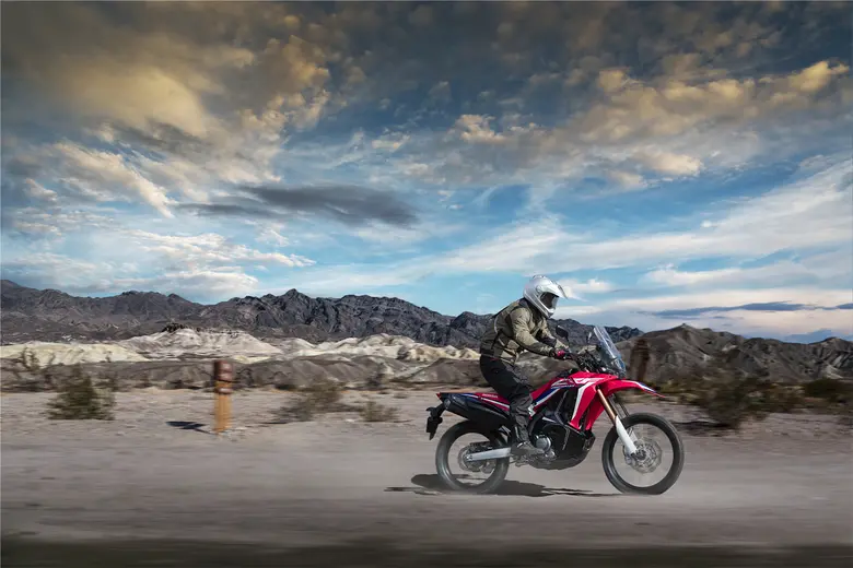 Honda CRF250Rally ตอกย้ำภาพลักษณ์รถทางฝุ่...