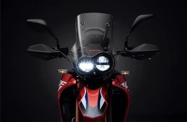 CRF250Rally ผู้นำทางฝุ่นตัวจริง! ผงาดคว้ารางวัล BIKE OF THE YEAR 2020 ประเภท Best Dual Purpose