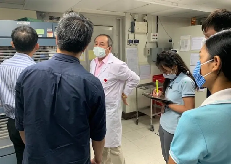 ภาพข่าว: ซิลิคอน คราฟท์ฯ จับมือ PETROMAT เยี่ยมชมศูนย์บริการโลหิตแห่งชาติ ก่อนพัฒนาไมโครชิพติดตั้งกล่องขนส่งโลหิตอัจฉริยะ