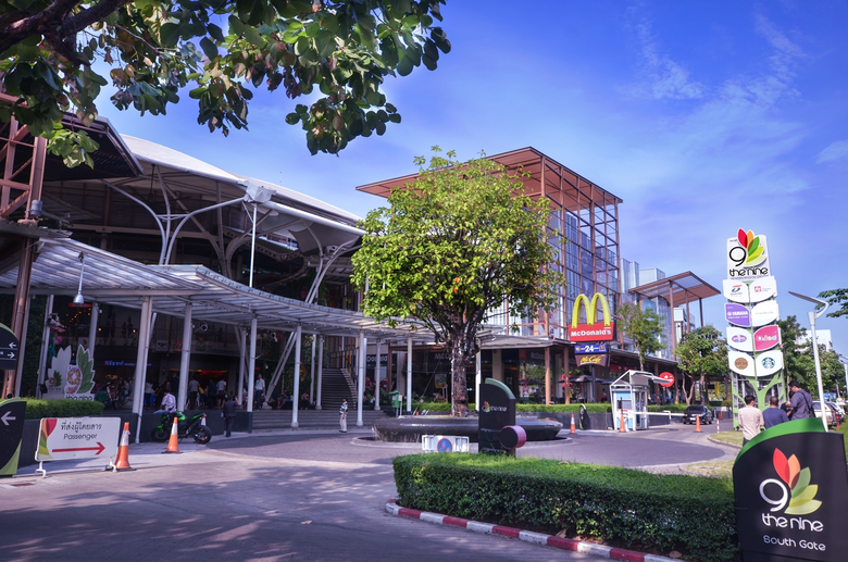 ศูนย์การค้าเครือเอ็ม บี เค จับมือพันธมิตรร้านค้าอำนวยความสะดวกคนกรุง เปิดให้บริการซูเปอร์มาร์เก็ต ร้านยา ร้านอาหาร ธนาคาร