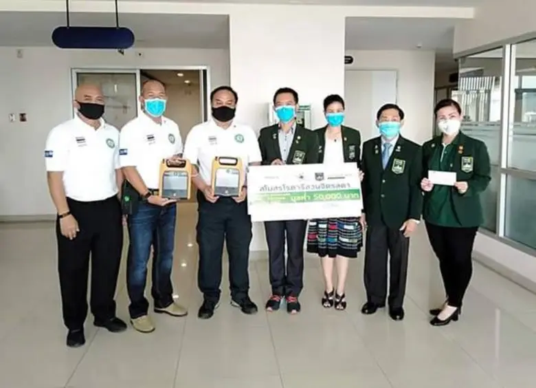 จักรยานอาสากู้ชีพรับมอบเครื่องช่วยชีวิต A...