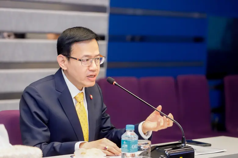 ดร. สุทธิพล ทวีชัยการ เลขาธิการคณะกรรมการ...