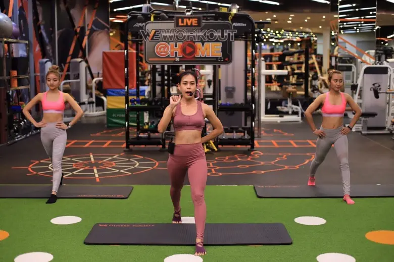 วี ฟิตเนส โซไซตี้ เปิดคลาสไลฟ์สดสอนออกกำลังกายผ่านเฟสบุ๊ค กับ “WE Workout@Home - WE Truly Care” ออกกำลังกายที่บ้านได้สุขภาพดีเหมือนอยู่ฟิตเนส