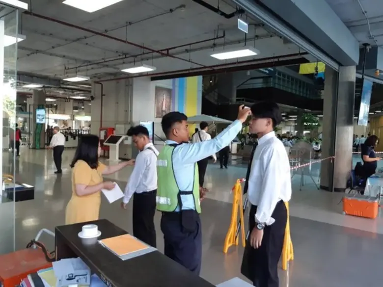 จากสภาวะการแพร่ระบาดของเชื้อไวรัส COVID-1...