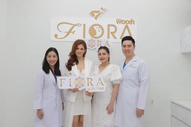 ฟิออร่า จับมือพนักงาน สู้วิกฤติโควิด-19 เปลี่ยนคลินิกความงามเป็นร้านหมูปิ้ง