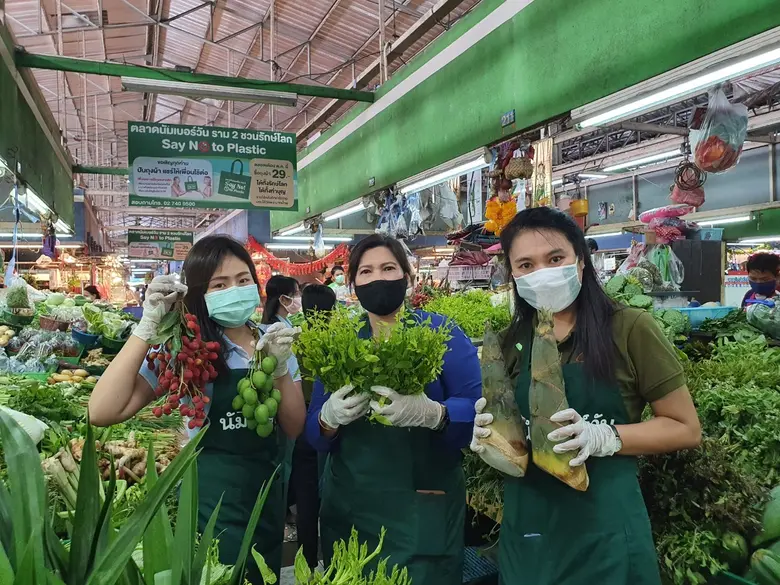 คุณปรียาวัฒน์ ยอดดี ผู้จัดการทั่วฝ่ายตลาด...
