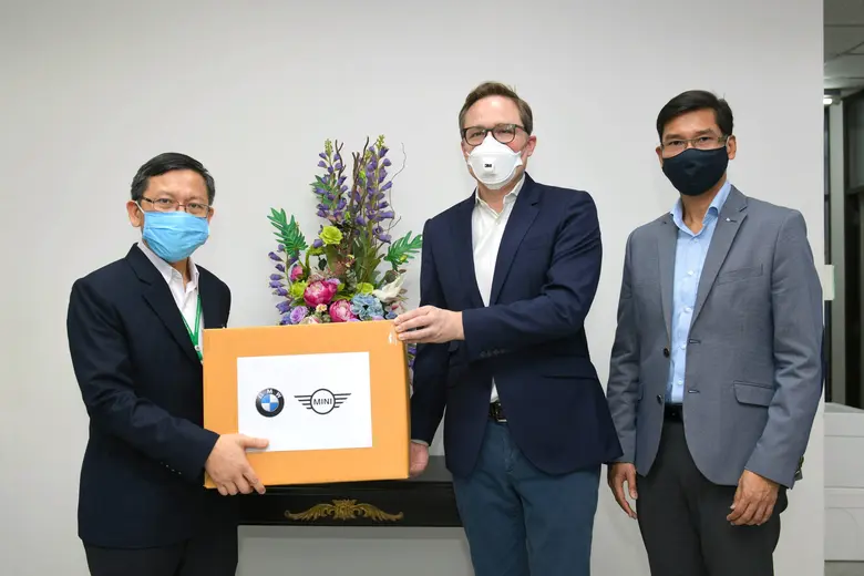 บีเอ็มดับเบิลยู กรุ๊ป ประเทศไทย บริจาคหน้ากากอนามัย...