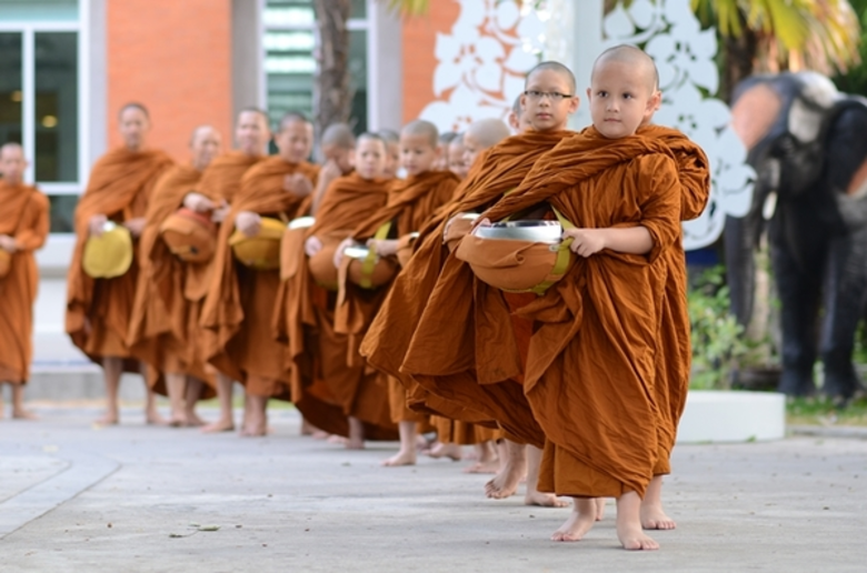 “อยู่บ้าน สุขใจ ได้บุญ”…ก้าวผ่านวิกฤต COVID-19 อย่างมีสติไปด้วยกัน กลุ่มทรู “เปิดห้องเรียนธรรมะมาราธอน” ครั้งแรก