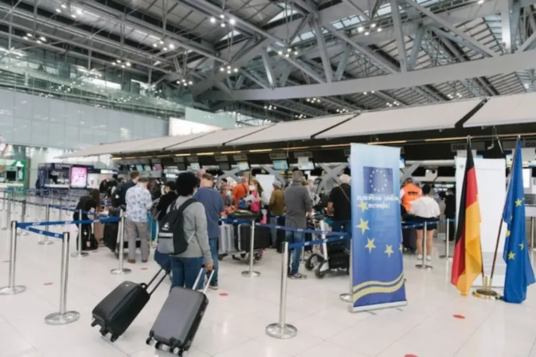 ประเทศเยอรมนีร่วมมือสหภาพยุโรปช่วยเหลือชาวยุโรปในไทยกลับบ้านท่ามกลางวิกฤตโควิด-19