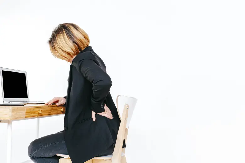 Work From Home อย่างไรไม่เสี่ยงเป็น “ออฟฟิศซินโดรม” เช็กลิสต์ตนเองพฤติกรรมเข้าข่ายกลุ่มเสี่ยงหรือไม่