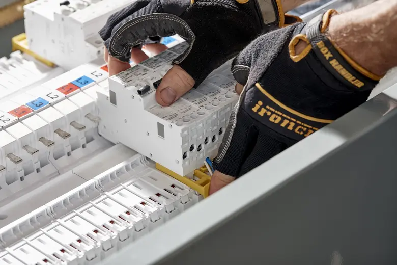 PowerTag อุปกรณ์ใหม่ล่าสุดที่มาเสริมทัพโซ...