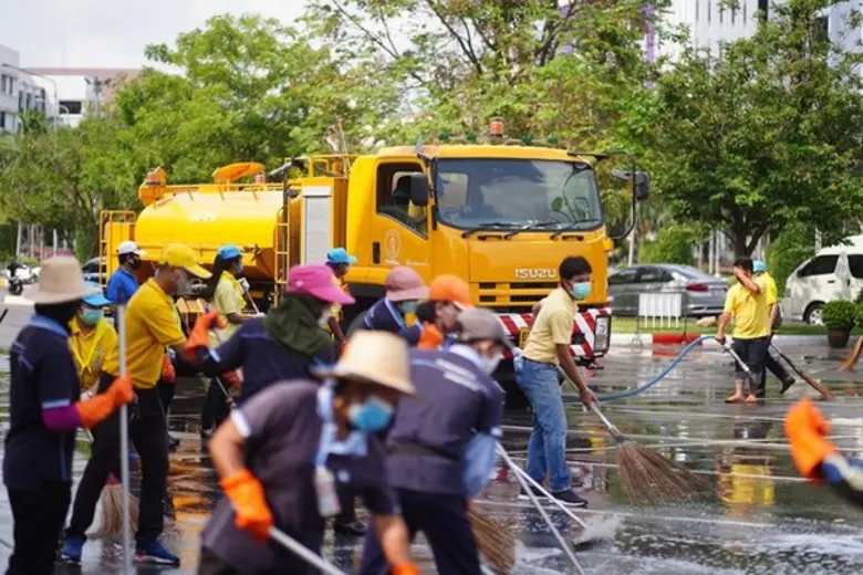 ม.รามคำแหง รวมพลังจิตอาสาจัดกิจกรรม “RU BIG CLEANING DAY” ควบคุม-ป้องกันไวรัสCOVID-19