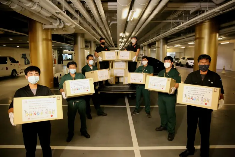 เดอะมอลล์ กรุ๊ป ขอส่งพลังแห่งความรักและกำลังใจเคียงข้างประเทศไทย สู้วิกฤตโควิด–19 มอบการสนับสนุนรวมกว่า 20 ล้านบาท ผ่านนายกรัฐมนตรีถึง 5 โรงพยาบาล