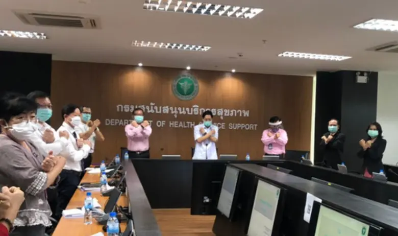 นายแพทย์ธเรศ กรัษนัยรวิวงค์ อธิบดีกรมสนับ...