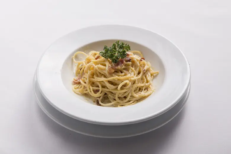 หิวแล้ว...โทรสั่งเลย! โรงแรมแคนทารี เฮ้าส์ กรุงเทพฯ พร้อมเสิร์ฟเมนูเด็ดอร่อยโดนใจส่งตรงถึงบ้านคุณ