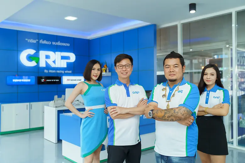 เปิดแล้ว!! GRIP  by Atom racing wheel ของดีเมืองร้อยเกาะ สุราษฎร์ธานี รู้ลึก รู้จริงเรื่องรถ บริการด้วยใจ ที่เดียวครบจบเรื่องยาง