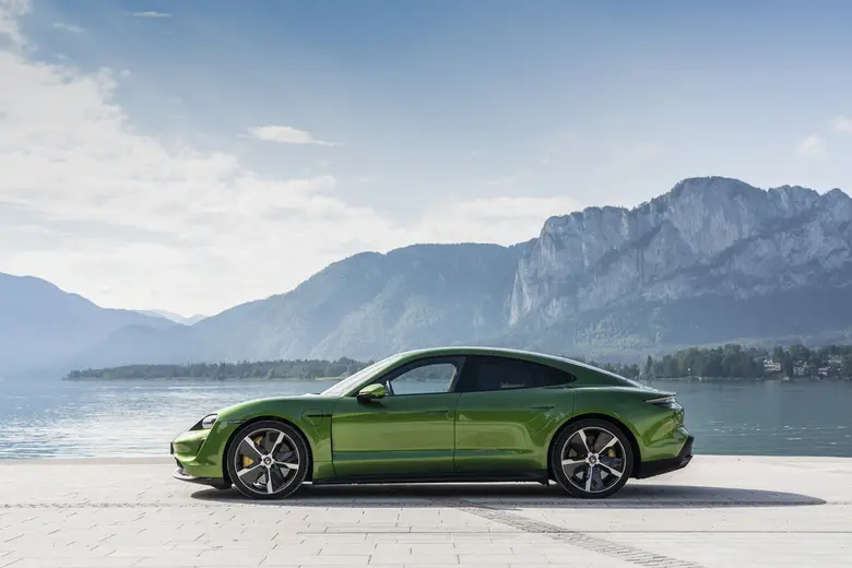 World Car of the Year: ปอร์เช่ ไทคานน์ (Porsche Taycan) คว้า 2 รางวัลเกียรติยศ