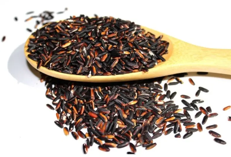 กรมการข้าวเดินหน้าสู้ภัยโควิด เปิดสื่อกลางกลุ่มตลาดข้าวเฉพาะคุณภาพดี