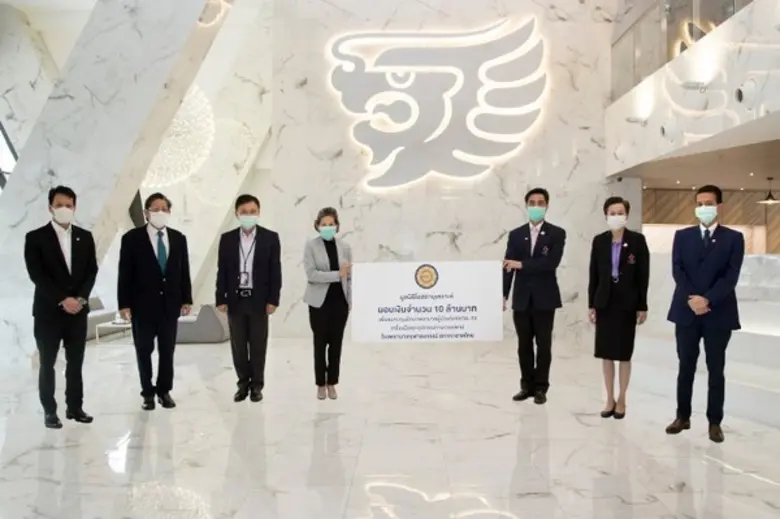 นางศรีสุมา โอสถานุเคราะห์ กรรมการและเหรัญ...