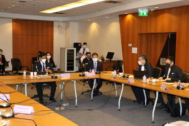 รัฐมนตรีช่วยว่าการกระทรวงคมนาคมตรวจเยี่ยมและมอบนโยบายแก่คาร์โก้และครัวการบินไทย