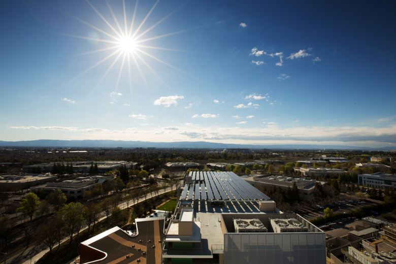 ซัมซุง จับมือกับแบรนด์สิ่งทอระดับโลก Kvadrat  สร้างสรรค์เคสรักษ์โลก Galaxy S20+ ผลิตจากขวดพลาสติก รีไซเคิล