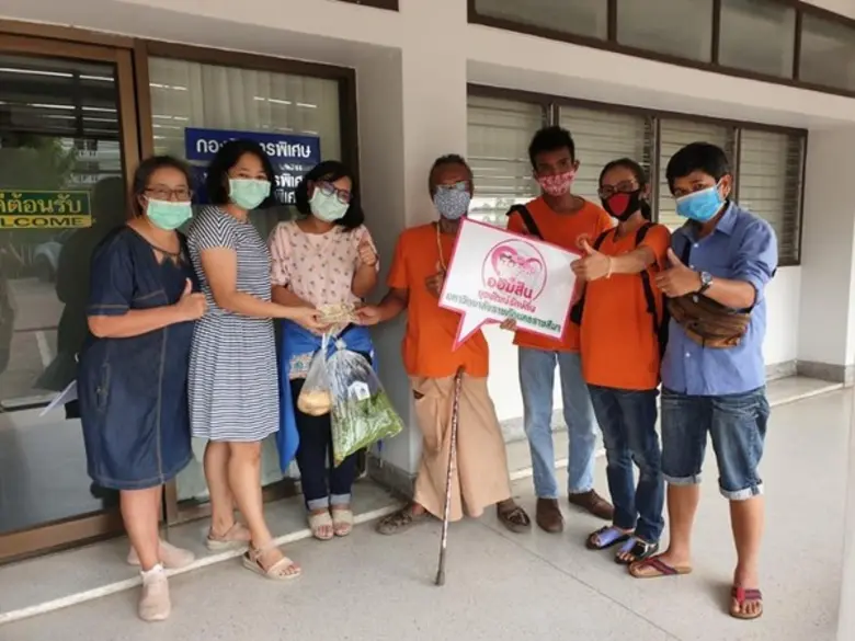 ราชภัฏโคราช ที่พึ่งของท้องถิ่น ช่วยมนุษย์ล้อออร์แกนิค จำหน่ายผักปลอดสาร