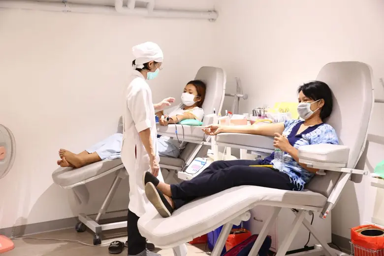 เดอะมอลล์ กรุ๊ป ส่งมอบเลือดสนับสนุนศูนย์บริการโลหิตแห่งชาติรวมกว่า 2 ล้านซีซี เพื่อบรรเทาวิกฤตขาดแคลนเลือดช่วงการแพร่ระบาดของเชื้อไวรัสโควิด-19