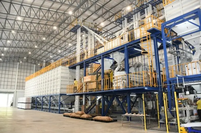 "ประภัตร" ลงพื้นที่ตรวจเยี่ยม ศมข.นครนายก