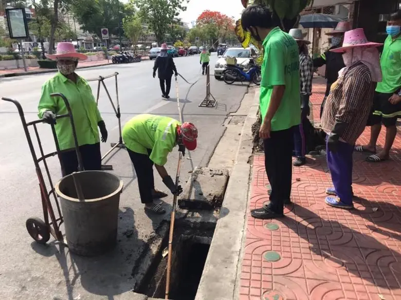 นายณรงค์ เรืองศรี ผู้อำนวยการสำนักการระบา...