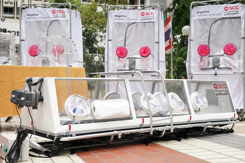 มูลนิธิเอสซีจี ดูแลบุคลากรทางการแพทย์ต่อเนื่อง ล่าสุดมอบนวัตกรรมป้องกันโควิด-19 แบบเคลื่อนที่ ให้แก่ รพ.จุฬาฯ และ รพ.ศิริราช รวมมูลค่ากว่า 1.6 ล้านบาท