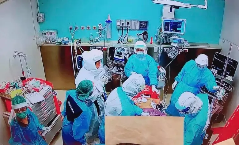 กลุ่มบริษัท “สตาร์มาร์ค” ลุยช่วยเหลือวิกฤตโควิด-19 สร้าง “อุปกรณ์ป้องกันเชื้อโควิด” มอบโรงพยาบาลกว่า 30 แห่งทั่วประเทศ เชื่อมั่นดูแลผู้คนได้ในระยะยาว