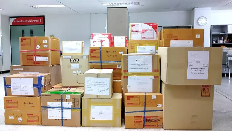 ไปรษณีย์ไทย ส่งต่อในแคมเปญ “ส่งความห่วงใย ส่งให้ สู้ภัย COVID-19”  ส่งหน้ากากอนามัย – อุปกรณ์ทางการแพทย์ให้โรงพยาบาลทั่วประเทศ ฟรี! ขยายถึง 15 พ.ค.นี้