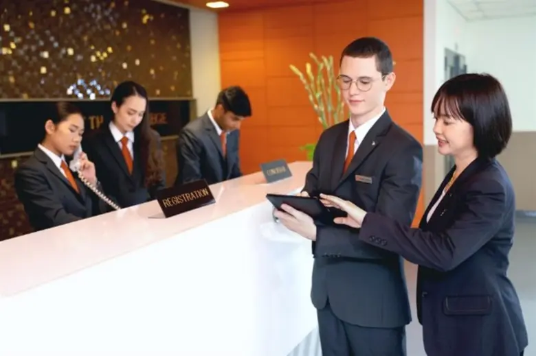 “การบริหารงานส่วนหน้าให้เกิดความราบรื่น ม...