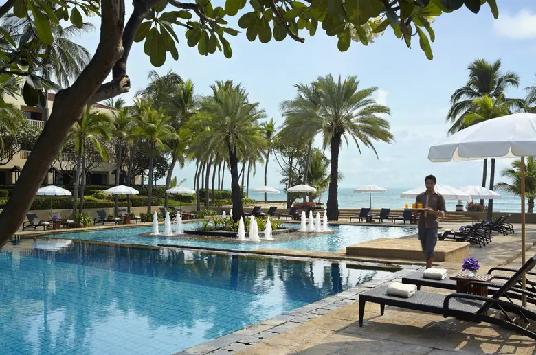 'ดุสิตธานี’ เปิดแคมเปญ 'ดุสิต แคร์ การ์ด’ ส่งต่อรายได้ร่วมสู้ภัยโควิด-19 พร้อมเรียนรู้วิกฤติ เตรียมยกมาตรฐานใหม่ New Norm สร้างความมั่นใจให้ลูกค้า