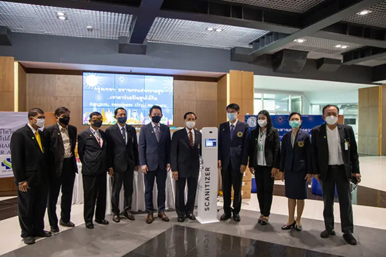 สภากทม. รับมอบสิ่งของสนับสนุนภารกิจป้องกันโควิด 19