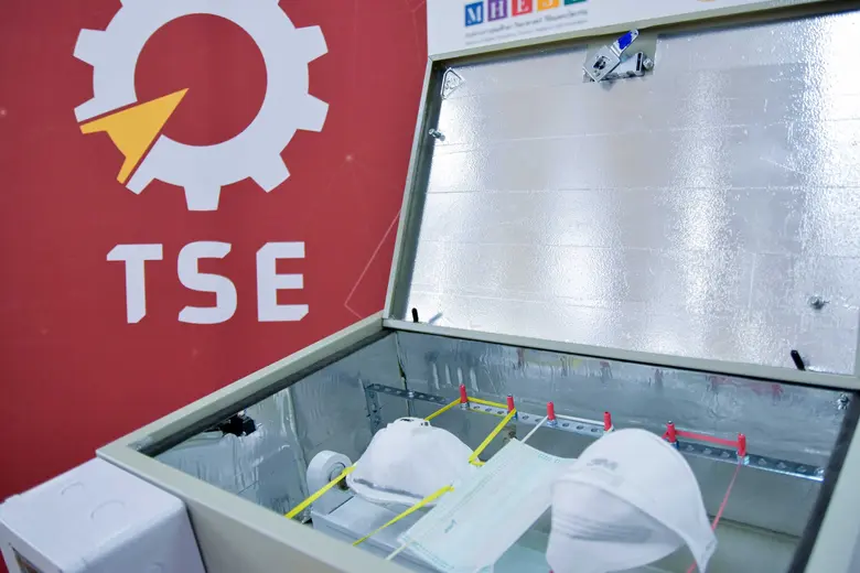 วิศวะฯ ธรรมศาสตร์ กระทรวงอุดมศึกษาฯ โชว์ศักยภาพ “Tham - UV Clean” ฆ่าเชื้อหน้ากากอนามัย 100% การันตีใช้ซ้ำได้ เตรียมกระจายช่วยแพทย์ไทยสู้โควิด-19