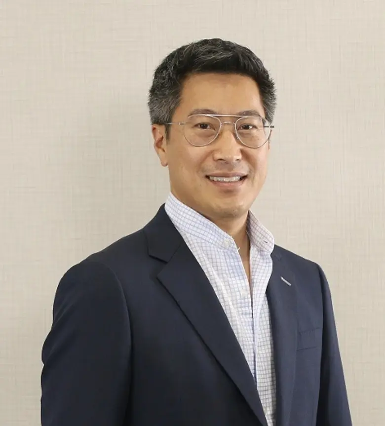 บริษัท อินทัช โฮลดิ้งส์ จำกัด (มหาชน) ประ...