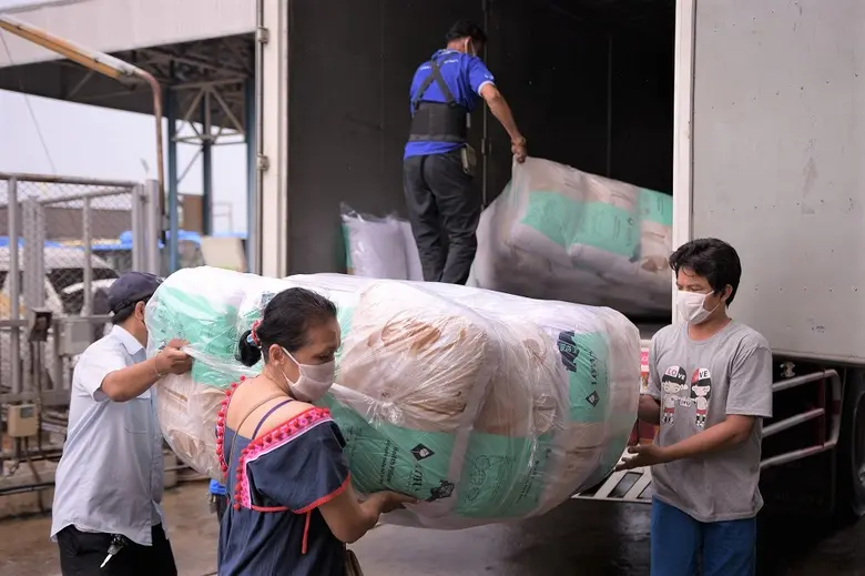 บริษัทโลตัส เบดดิ้ง กรุ๊ป ผู้ผลิตที่นอนแล...