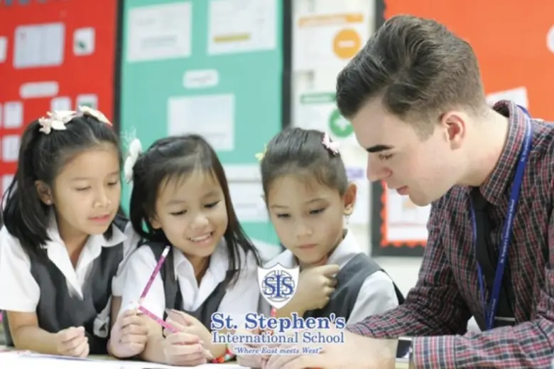 สมัครเรียนวันนี้ประหยัดทันที 100,000 บาท ...