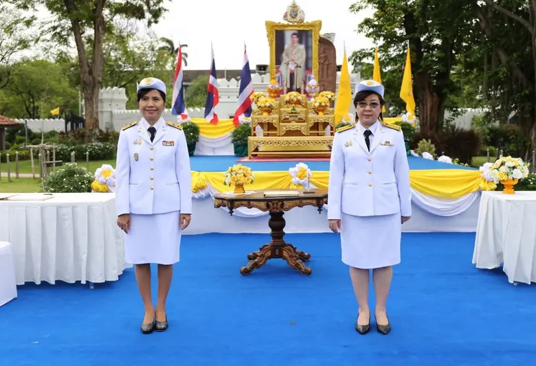 นางสาวขนิษฐา ตั้งวรสิทธิชัย รักษาการผู้อำ...