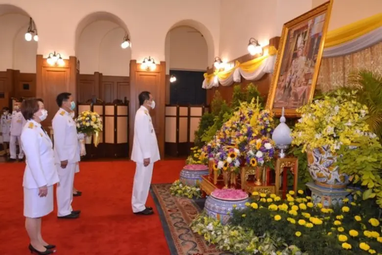 ณ พระบรมมหาราชวัง เนื่องในโอกาสมหามงคลวัน...