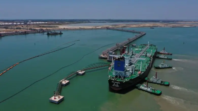 Sinopec Corp (HKG: 0386) บริษัทพลังงานและ...