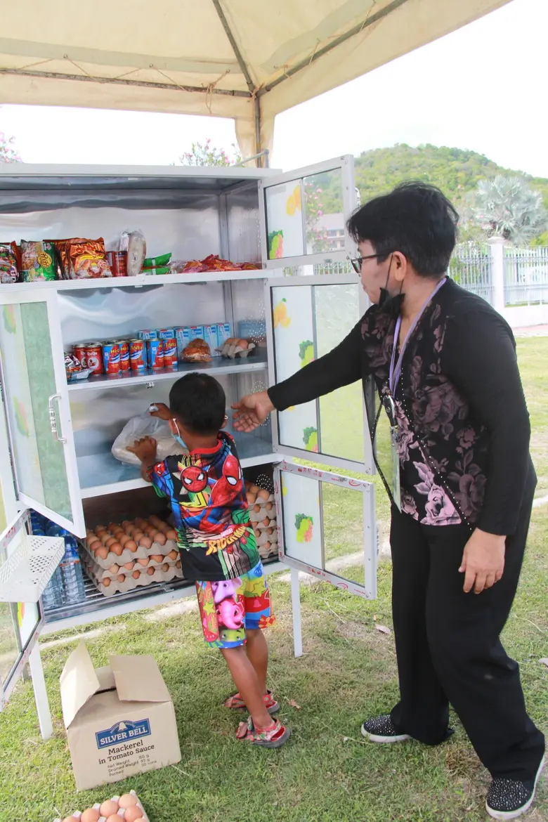 มหาวิทยาลัยทักษิณ เปิดตัว "TSU ตู้ปันสุข" สร้างสังคมแห่งการแบ่งปัน อิ่มใจผู้ให้สุขใจผู้รับ